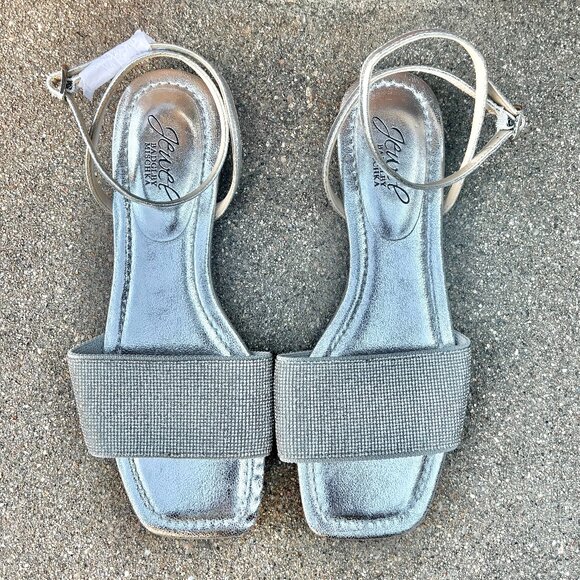 Jewel Badgley Mischka Hadley Flat Sandals with Ankle Strap | Silver - Picture 2 of 5